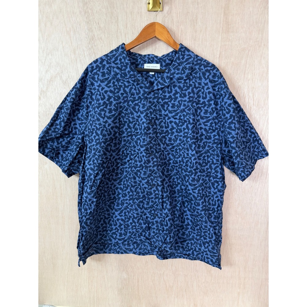 Free Assembly Mens XXL Blue Abstract Print Short Sleeve Button Down Camp Shirt